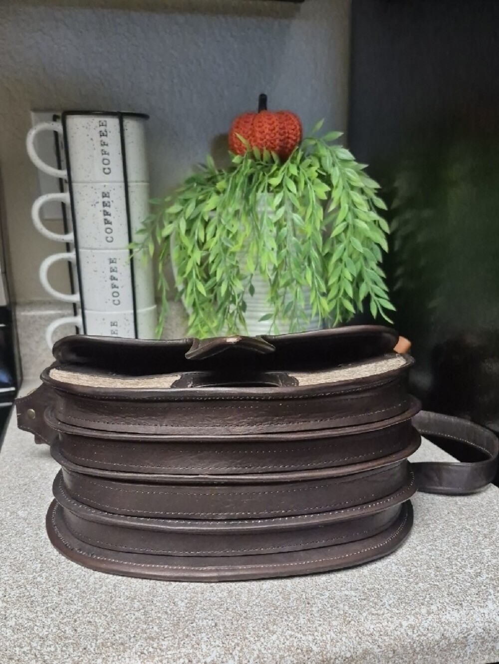 Vintage-Inspired Brown Hair-on-Hide Crossbody Bag - Picture 6 of 6
